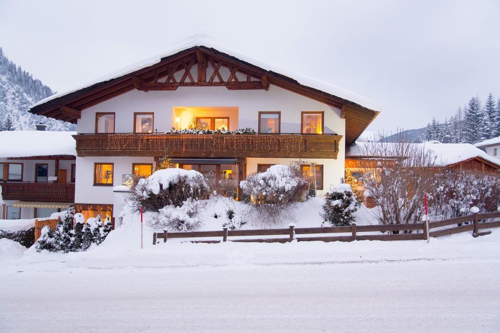 Alpen Appartements Marlene Ehrwald Exteriér fotografie